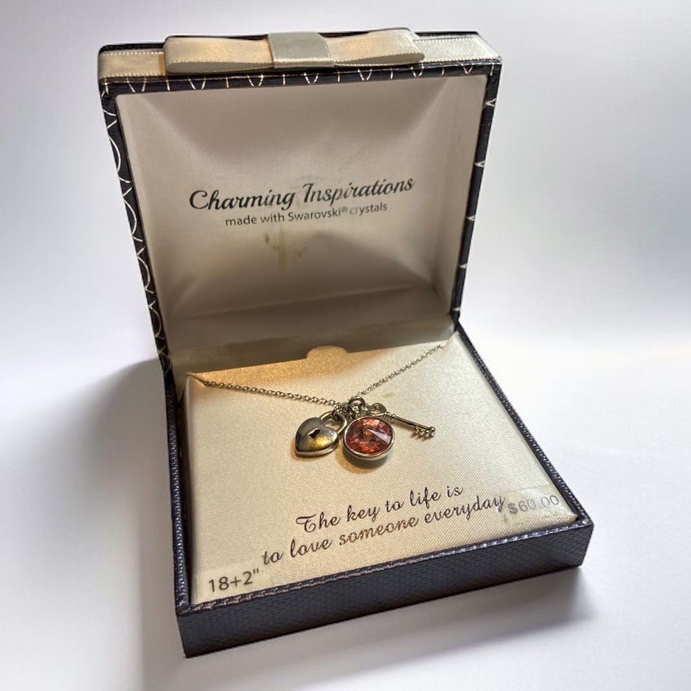 🍫3 for $24🍫 NIB Swarovski Crystal Heart and Key Charm Necklace CC